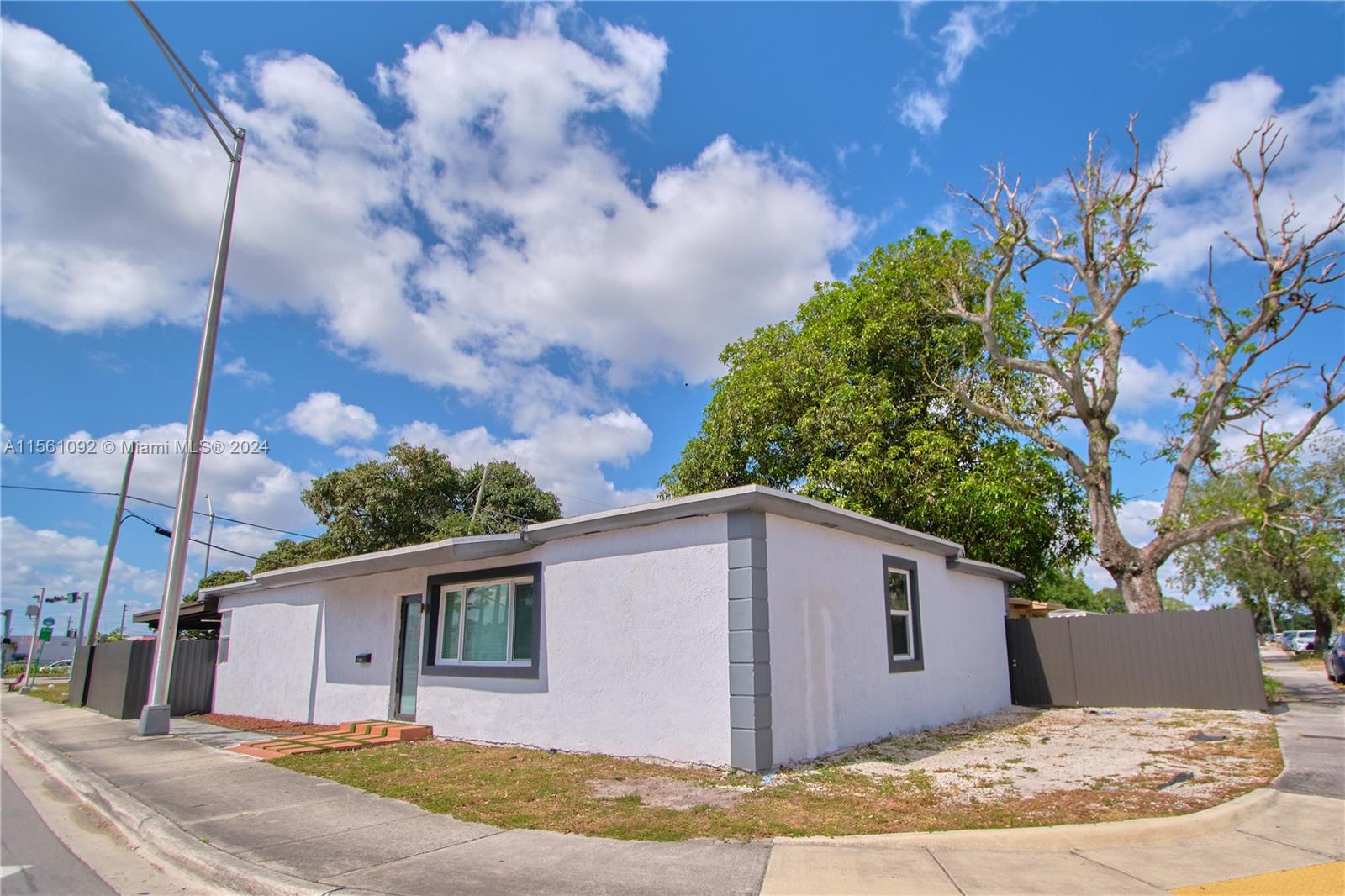 2200 NW 152nd St, Miami Gardens, Florida image 3