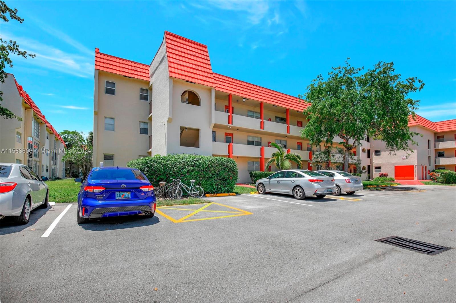 3001 E Sunrise Lakes Dr #203, Sunrise, Florida image 32