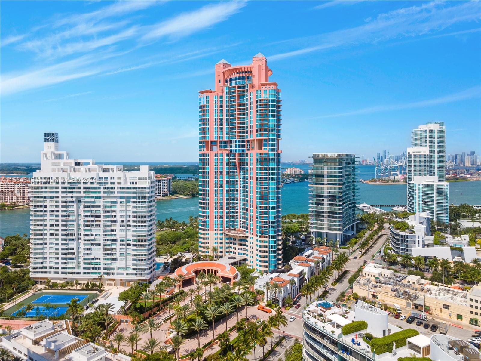 300 S Pointe Dr #2405, Miami Beach FL 33139