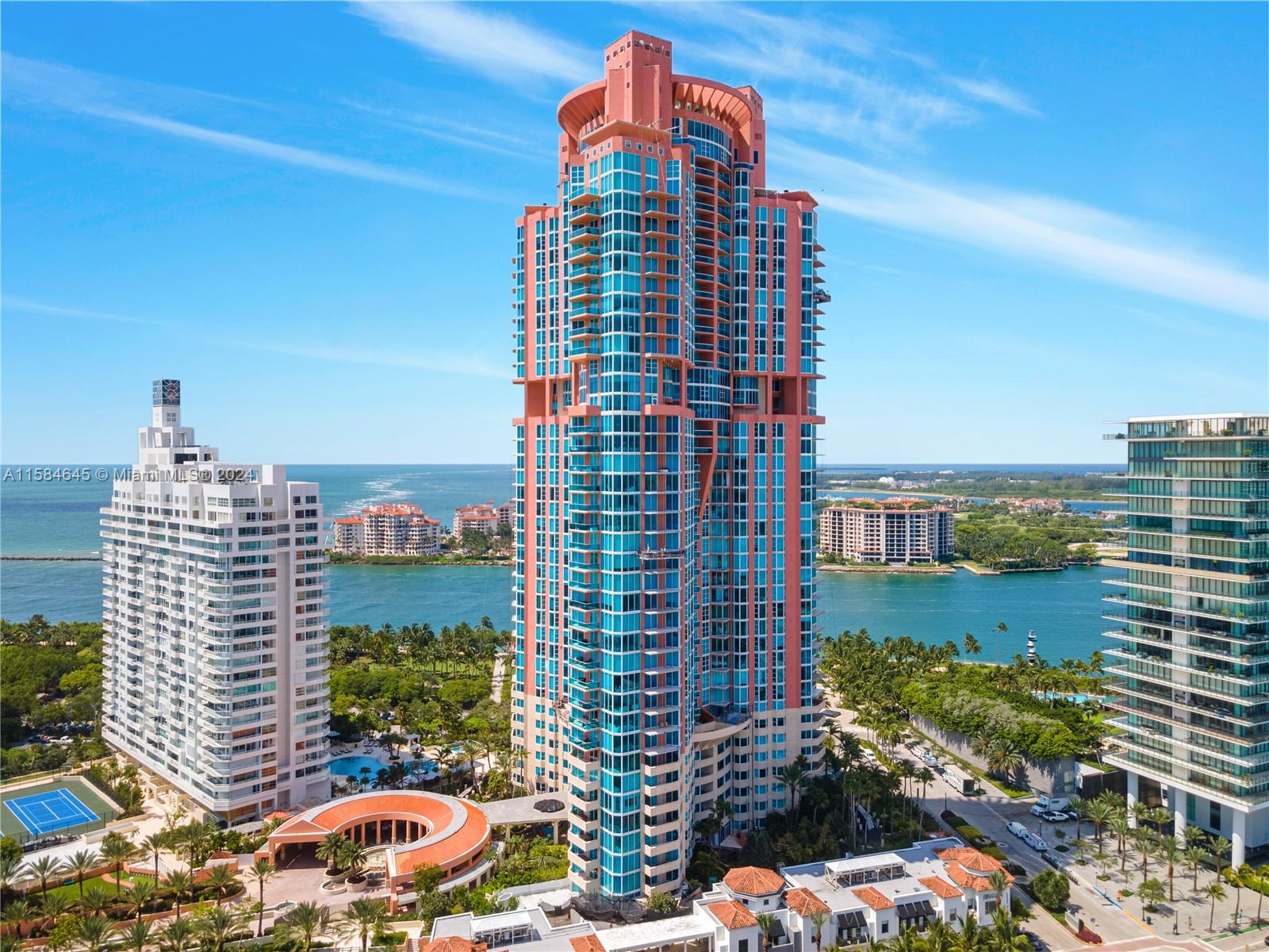 300 S Pointe Dr #2405, Miami Beach FL 33139