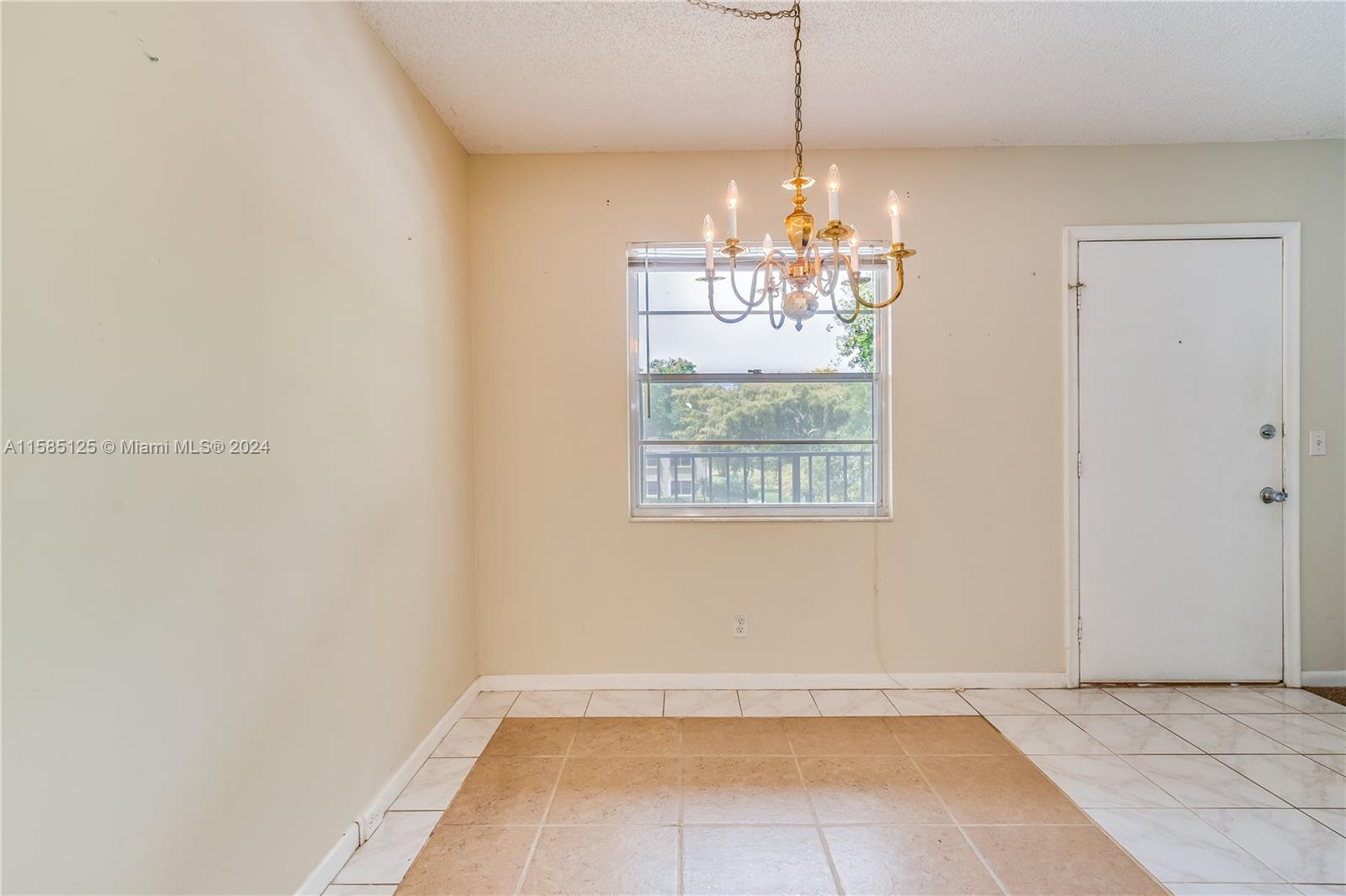 801 SW 133rd Ter #305K, Pembroke Pines, Florida image 11