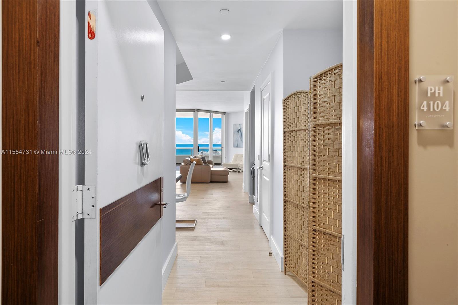 4775 Collins Ave #PH  4104, Miami Beach FL 33140