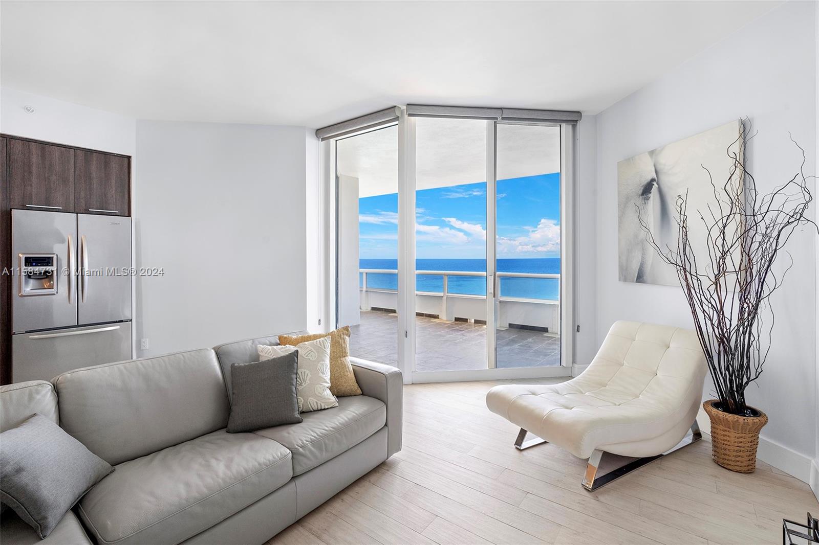 4775 Collins Ave #PH  4104, Miami Beach FL 33140