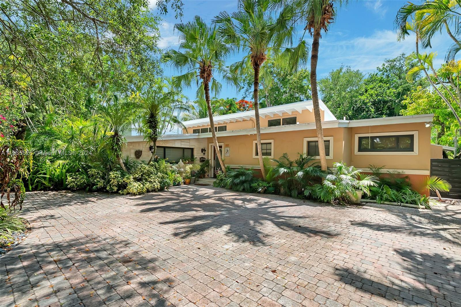 4441 S Le Jeune Rd, Coconut Grove, Florida image 4