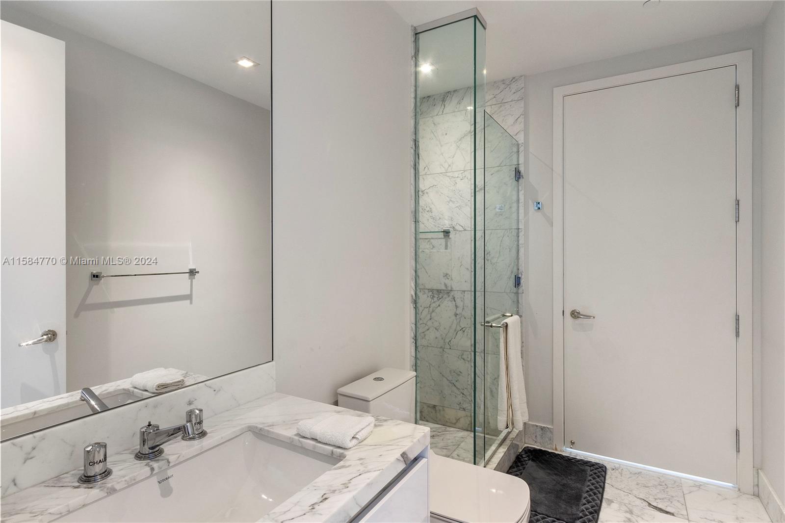 16901 Collins Ave #1901, Sunny Isles Beach FL 33160