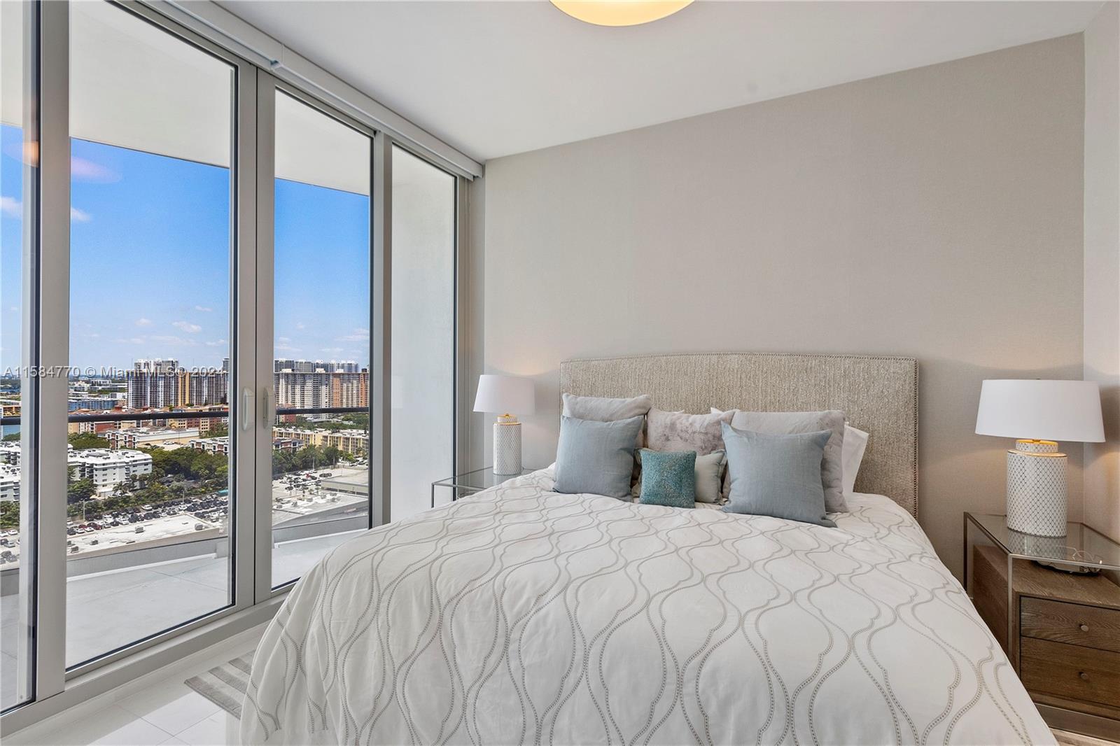 16901 Collins Ave #1901, Sunny Isles Beach FL 33160