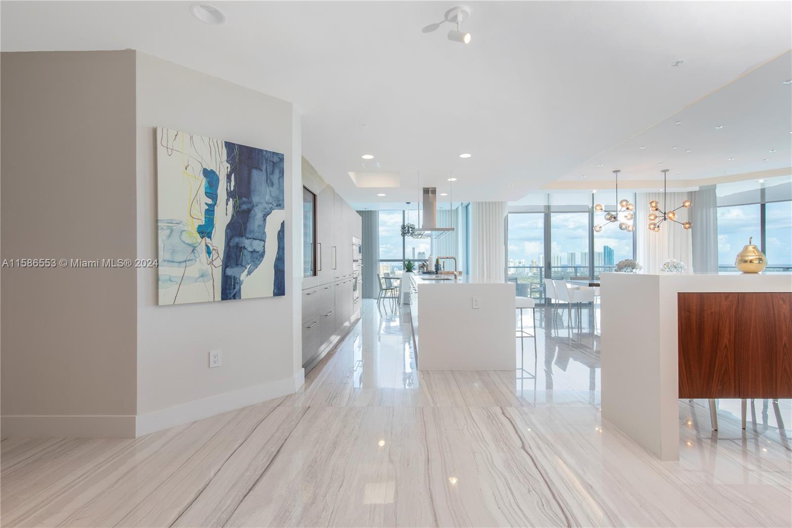 17111 Biscayne Blvd #PH8, North Miami Beach, Florida image 4