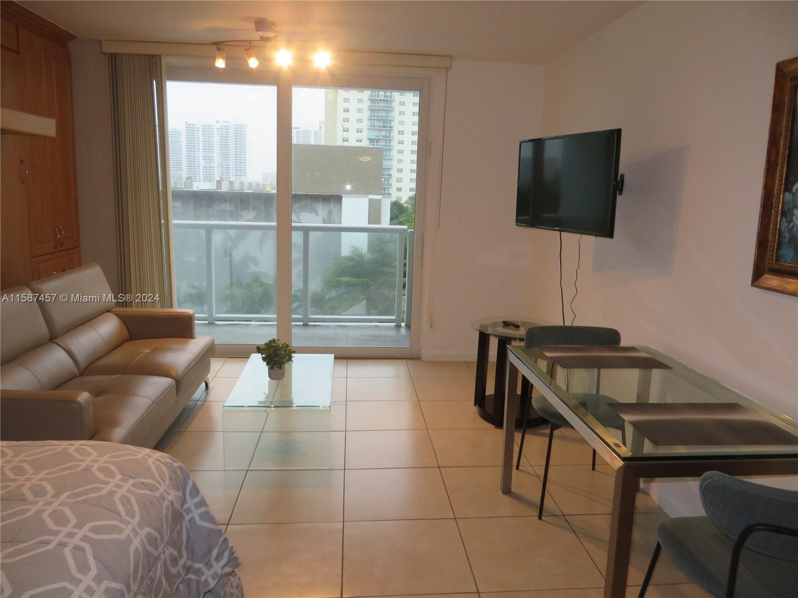 19201 Collins Ave #434, Sunny Isles Beach, Florida image 10