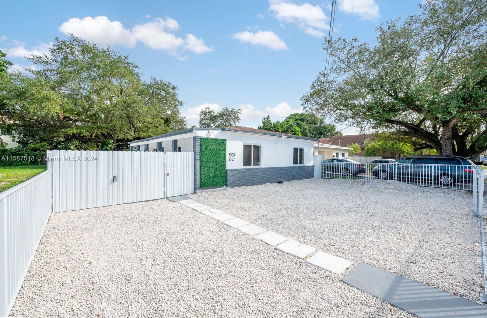 5505 NW 5th Ct, Miami, Florida image 3