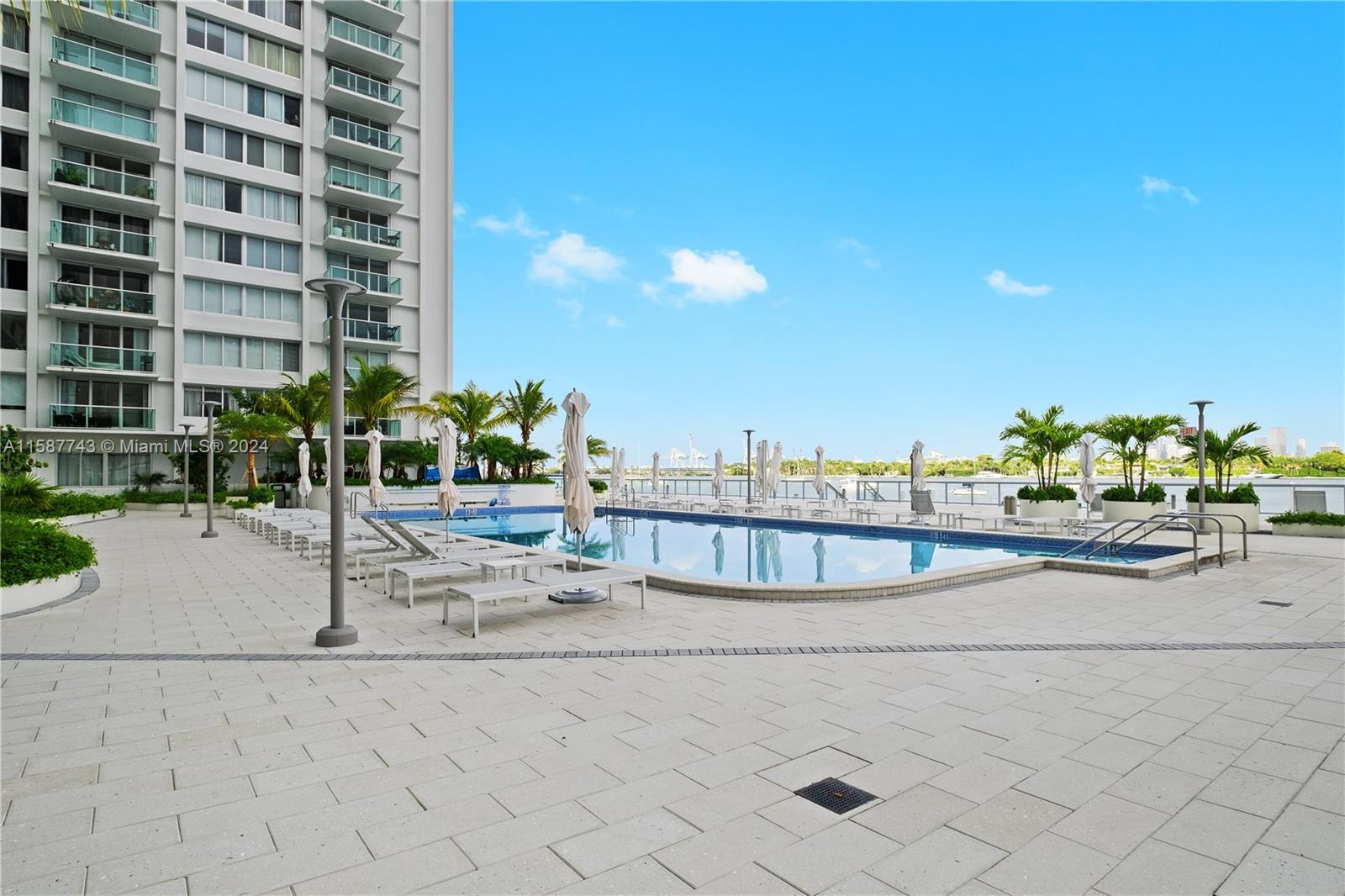 1000 West Ave #829, Miami Beach, Florida image 42