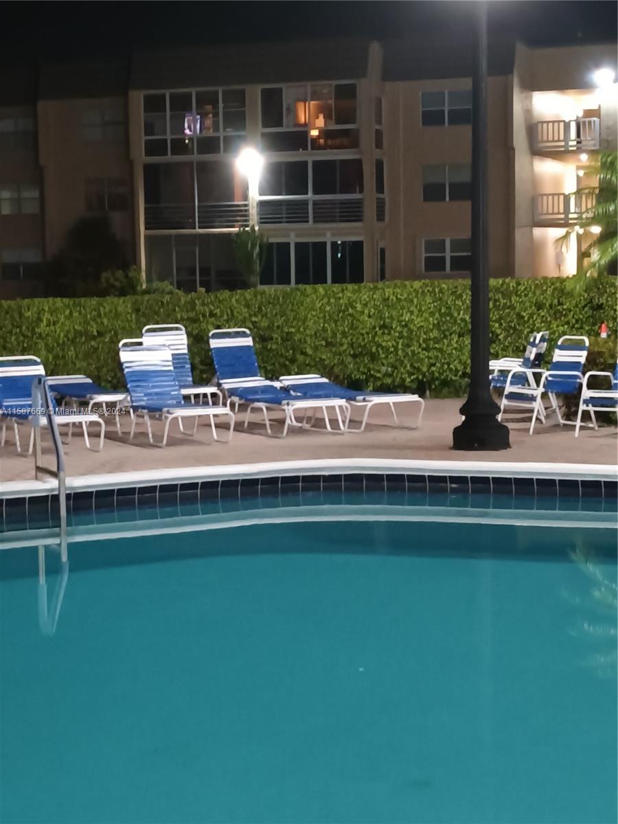 9201 Sunrise Lakes Blvd #306, Sunrise, Florida image 31