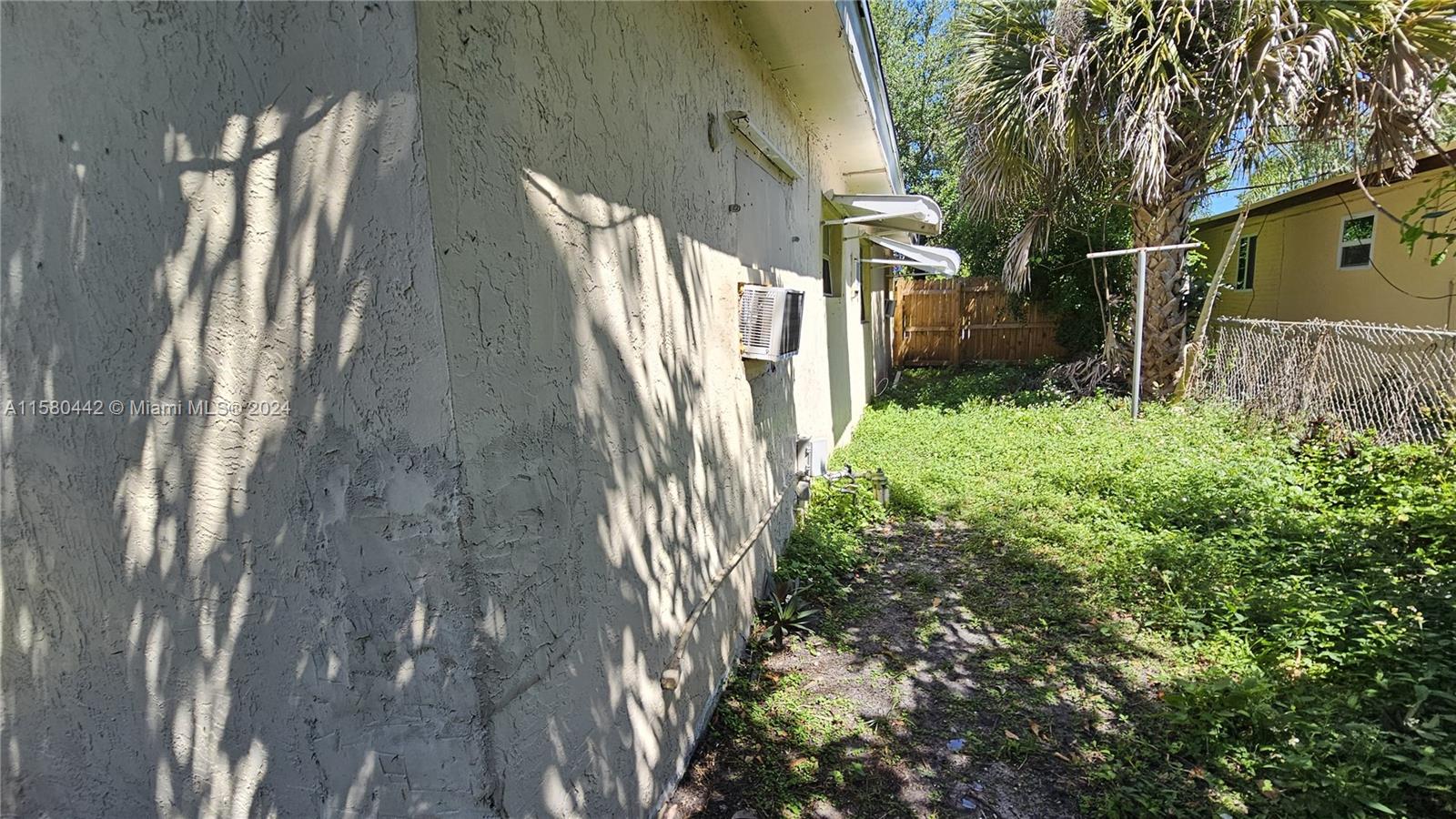 2114 NW 5th St, Pompano Beach, Florida image 19