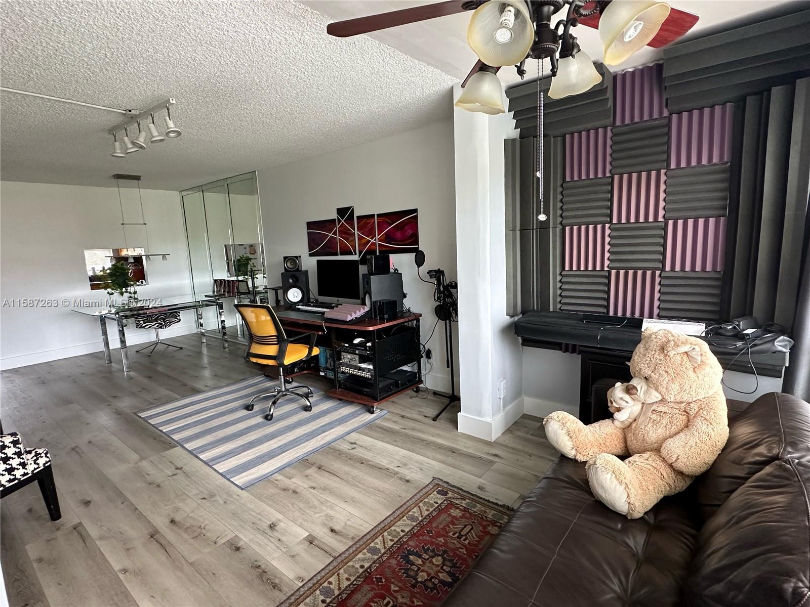 9041 Sunrise Lakes Blvd #106, Sunrise, Florida image 15