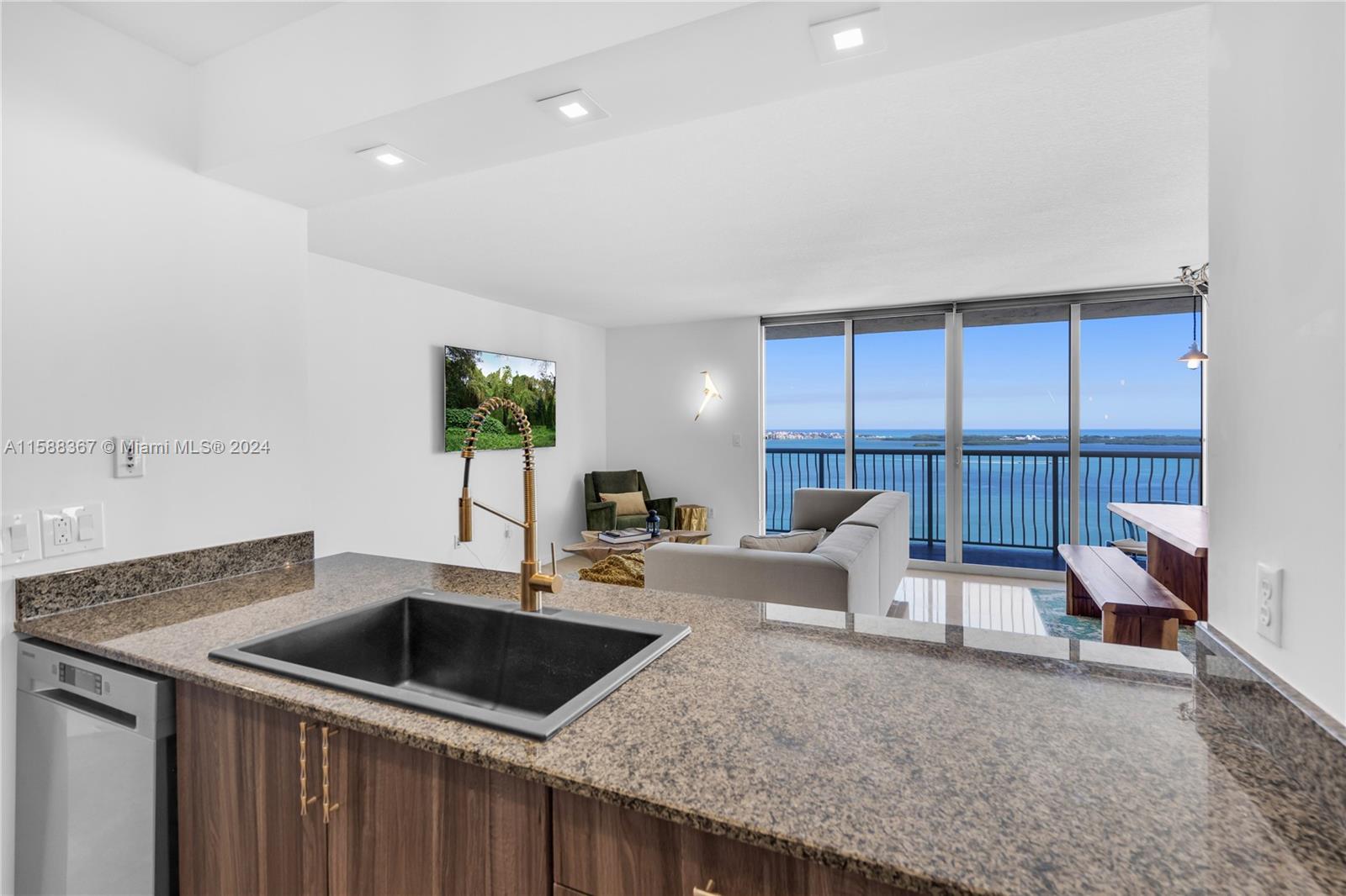 1200 Brickell Bay Dr #3201, Miami, Florida image 12