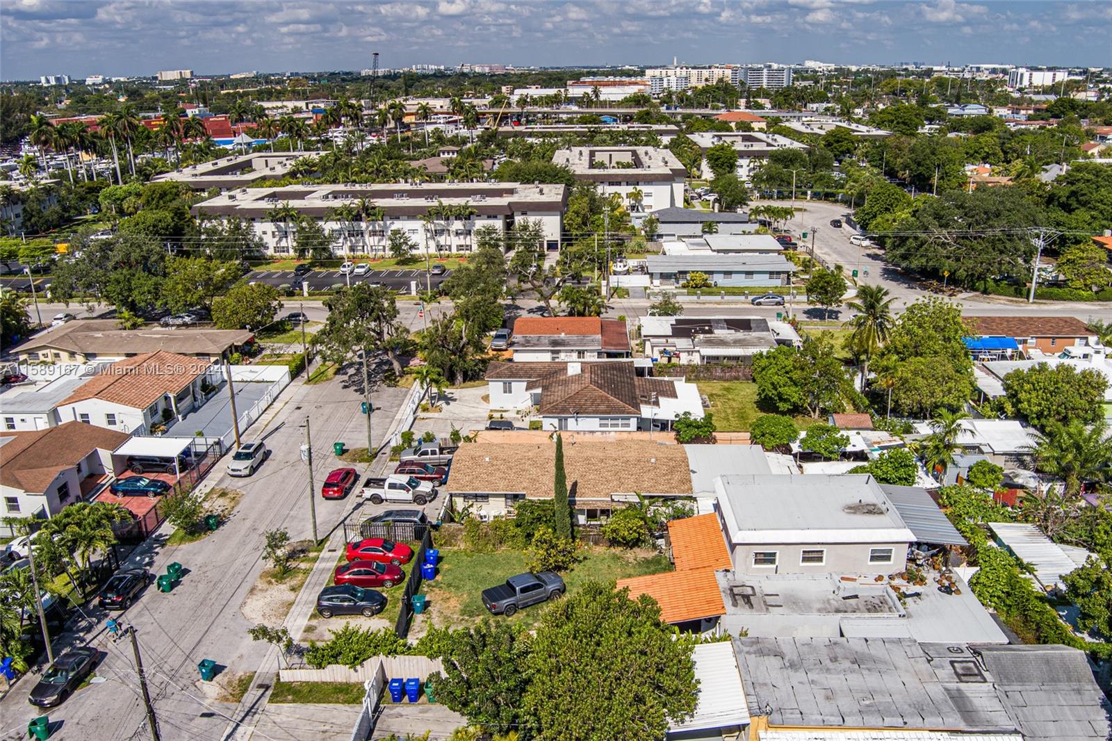 1865 NW 16th St, Miami, Florida image 10