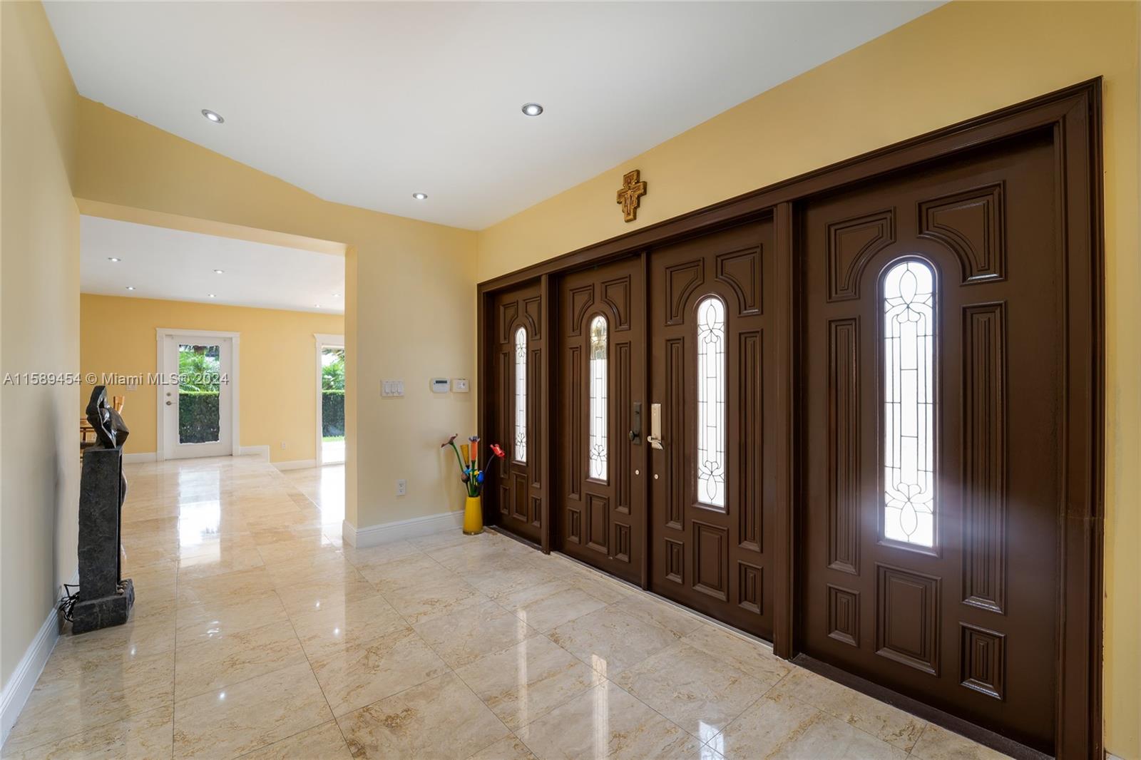 9901 NW 130th St, Hialeah Gardens, Florida image 3