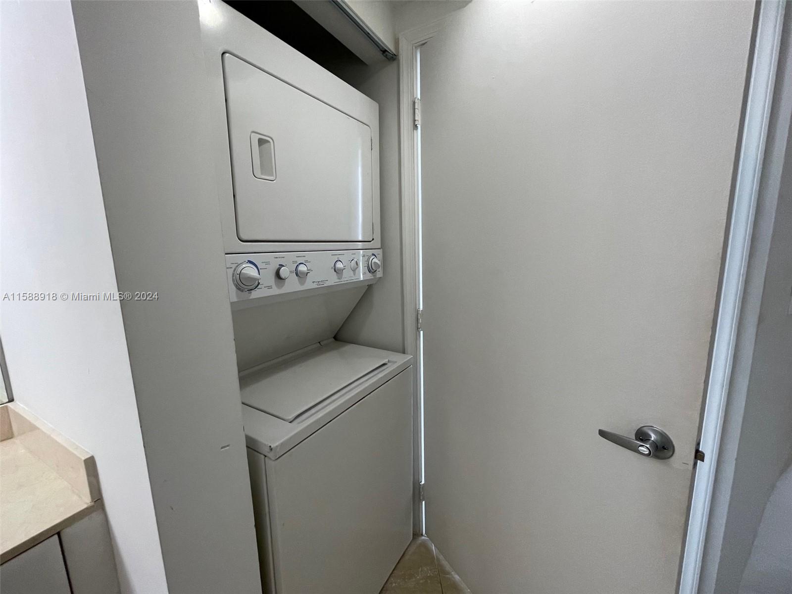 1750 N Bayshore Dr #5615, Miami, Florida image 10