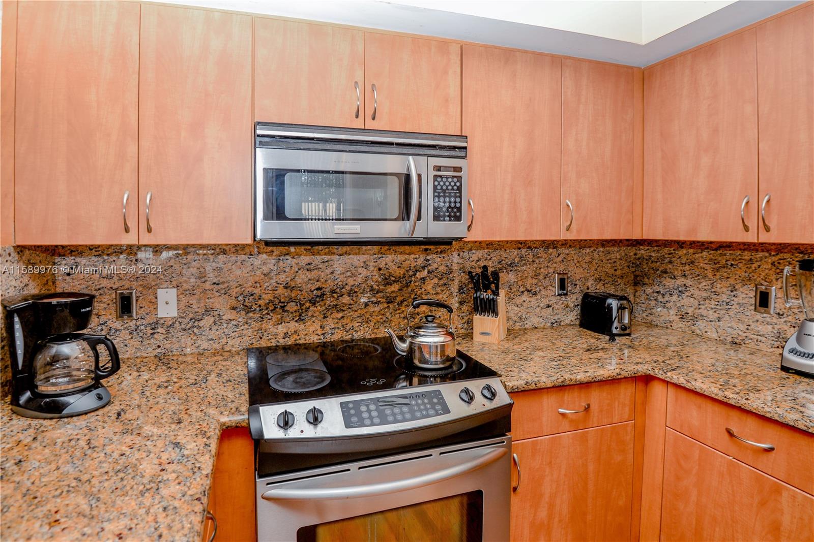 19601 E Country Club Dr #7103, Aventura FL 33180