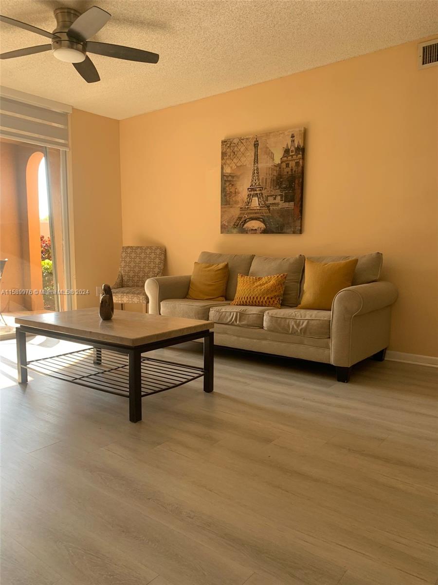 19601 E Country Club Dr #7103, Aventura FL 33180