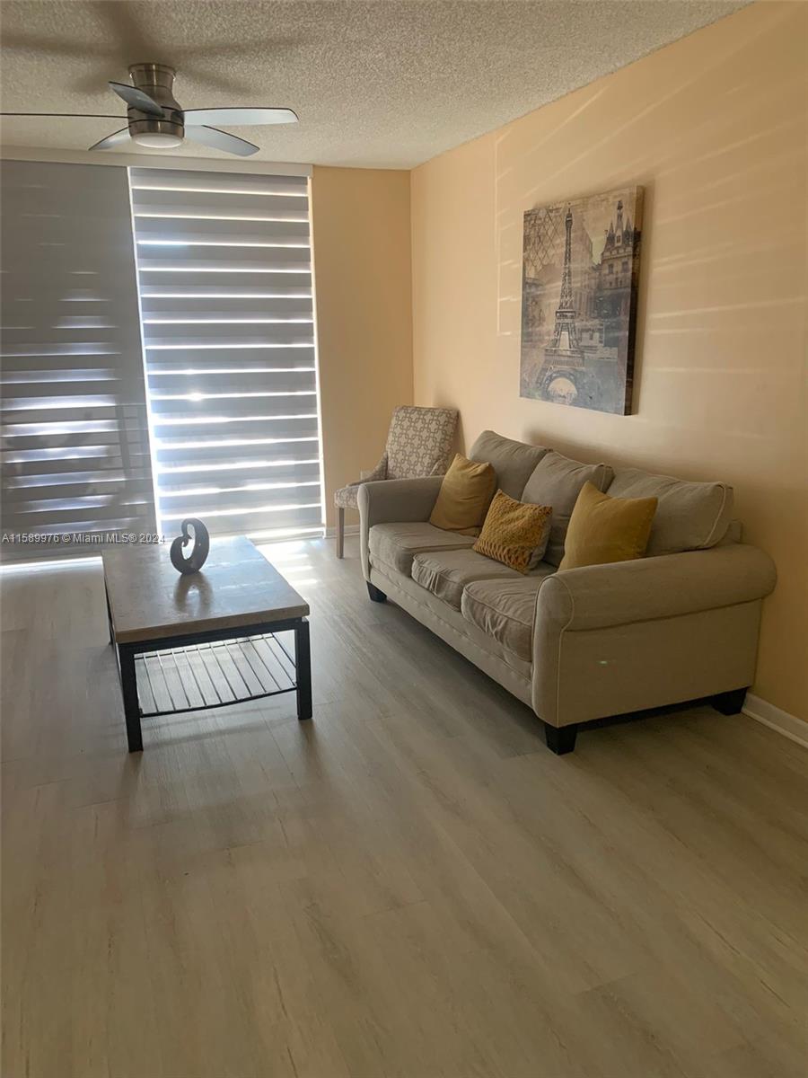 19601 E Country Club Dr #7103, Aventura FL 33180