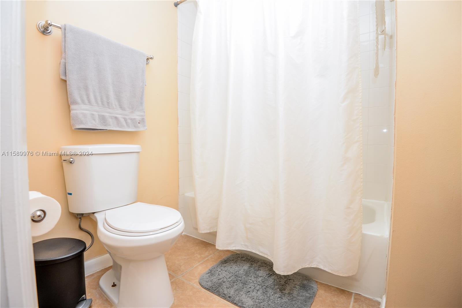 19601 E Country Club Dr #7103, Aventura FL 33180