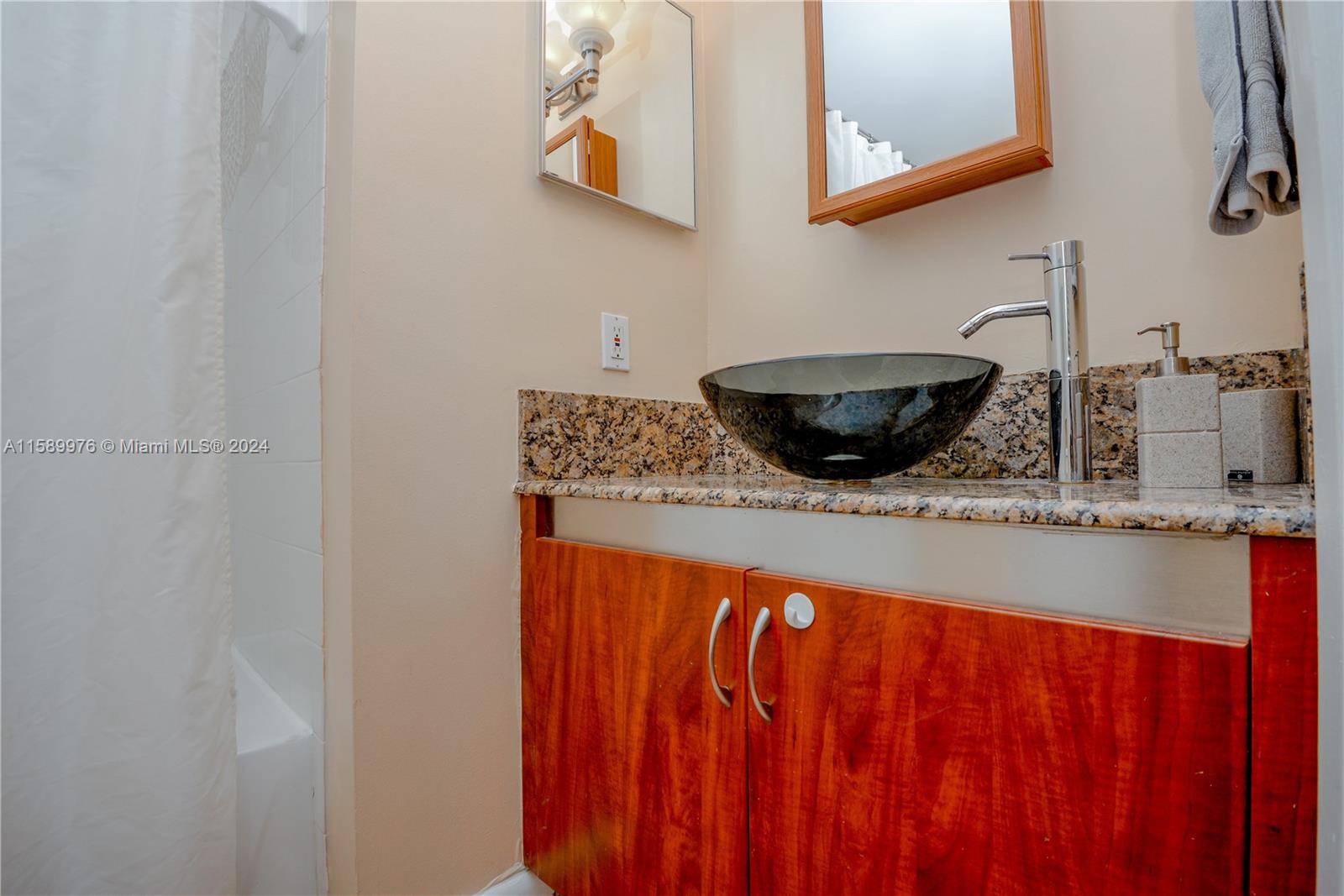 19601 E Country Club Dr #7103, Aventura FL 33180