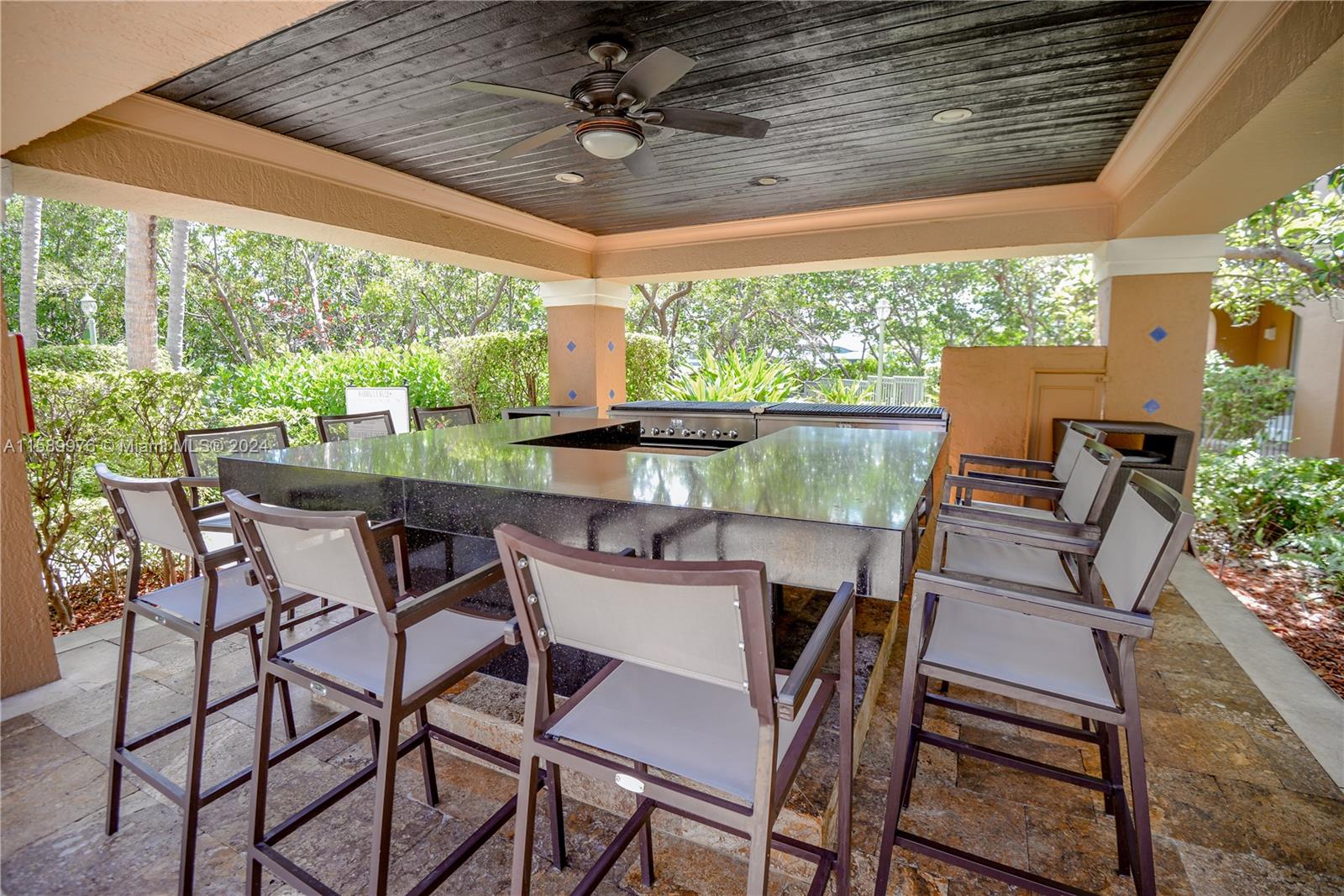 19601 E Country Club Dr #7103, Aventura FL 33180