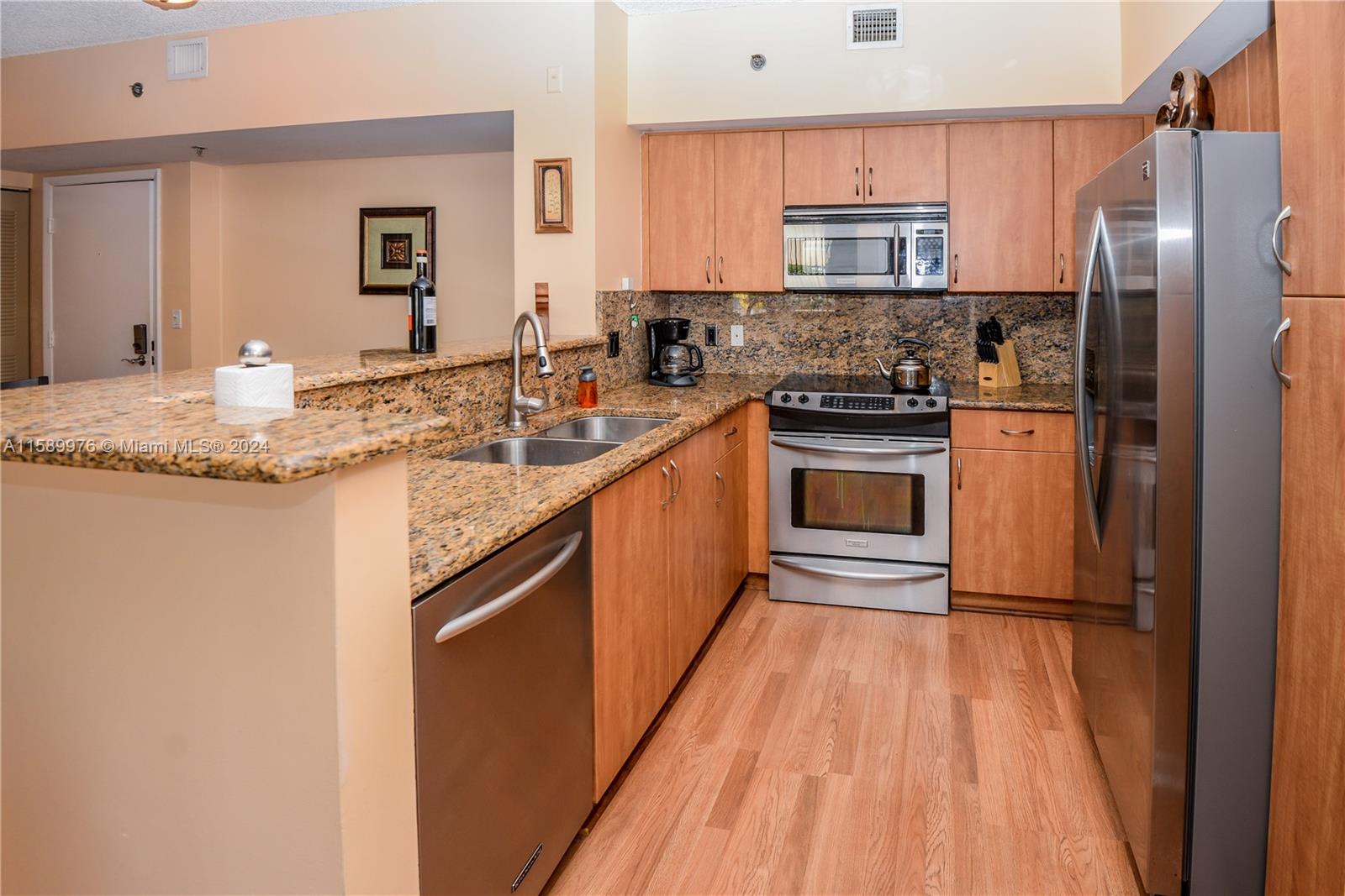 19601 E Country Club Dr #7103, Aventura FL 33180