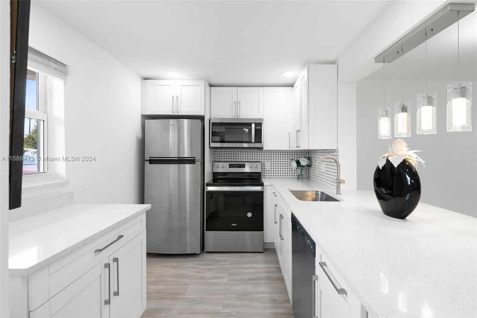 2300 NE 1st Ln #106, Boynton Beach, Florida image 2