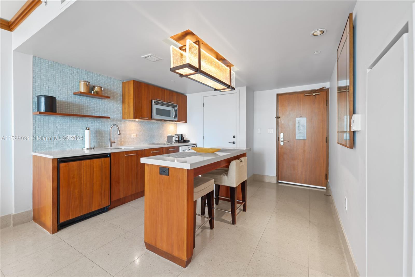 6801 Collins Ave #516, Miami Beach, Florida image 1