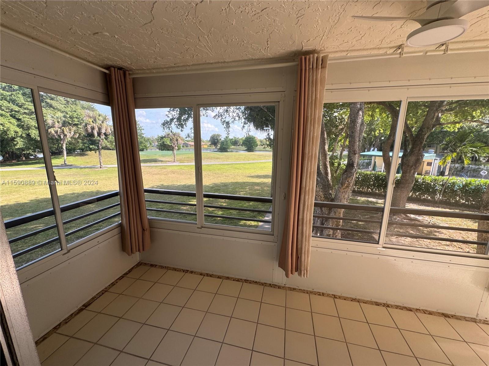 9070 Lime Bay Blvd #212, Tamarac, Florida image 10