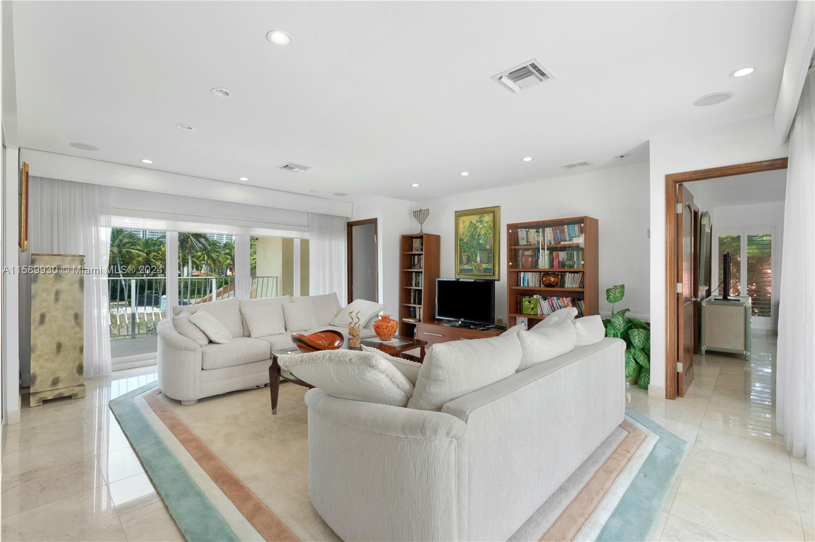 Listing Photo 18