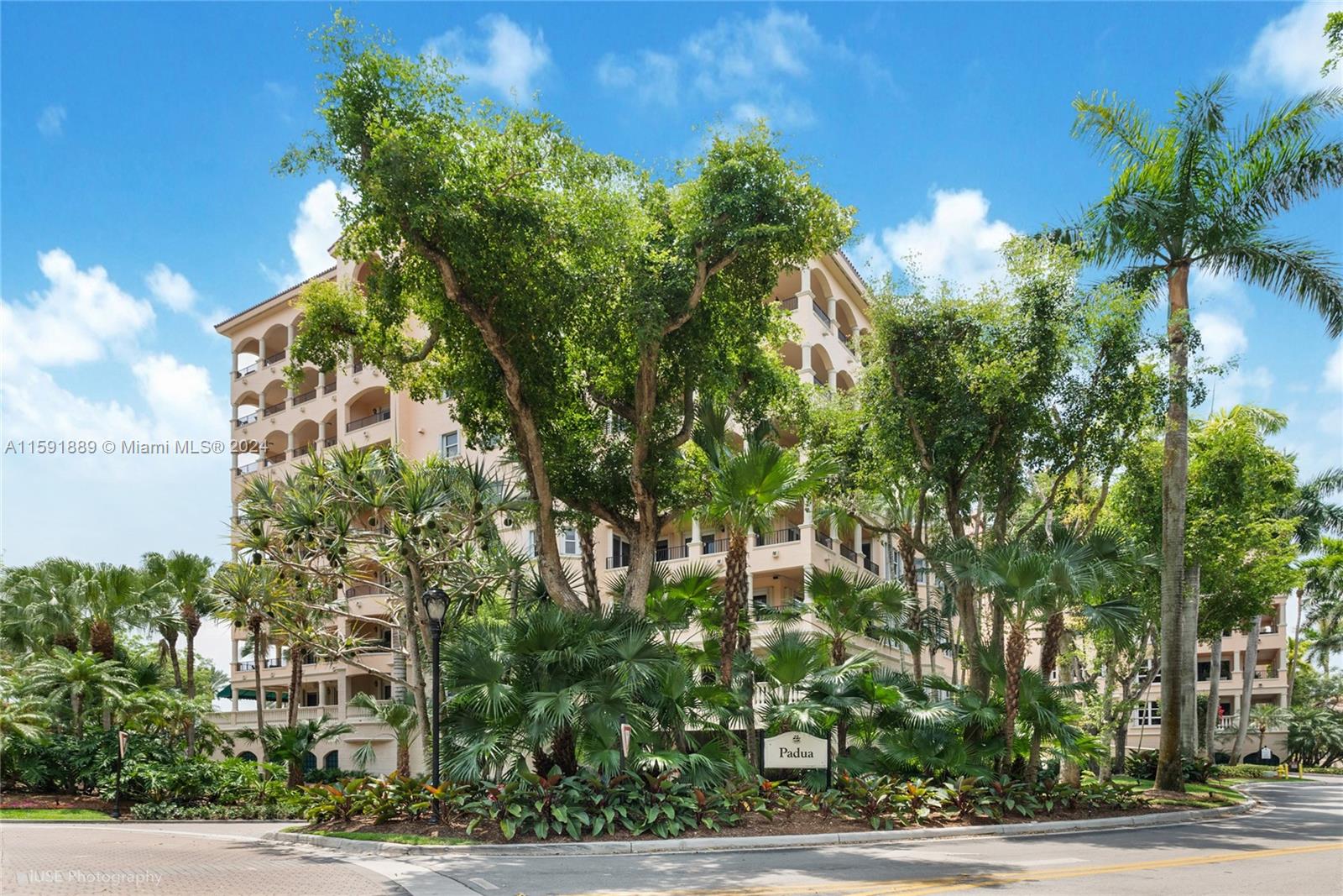 13635 Deering Bay Dr #PH 294, Coral Gables, Florida image 3