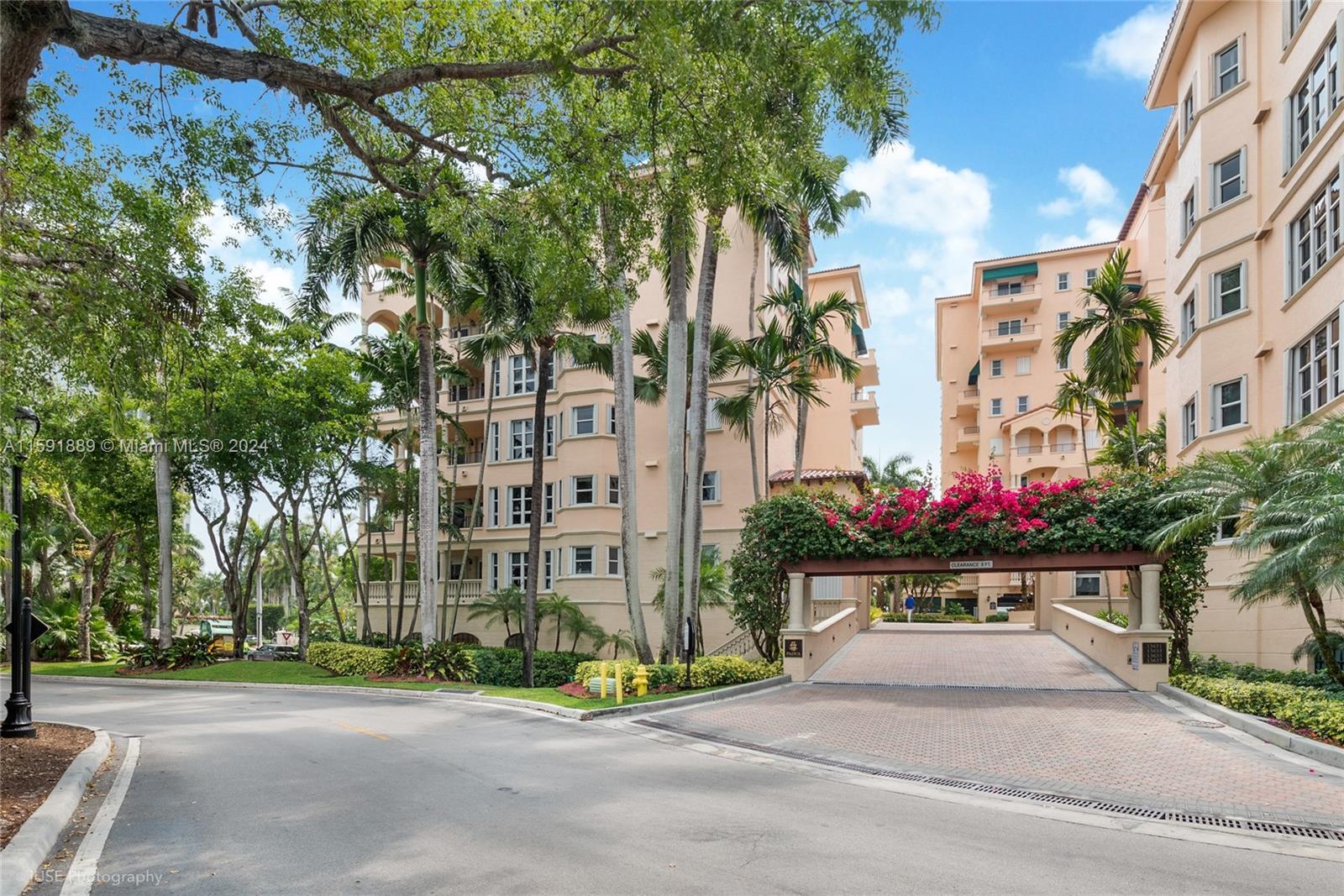 13635 Deering Bay Dr #PH 294, Coral Gables, Florida image 4