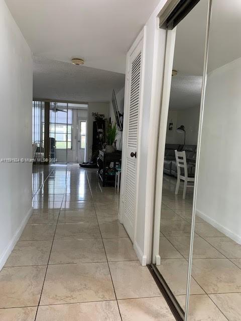 8460 Sunrise Lakes Blvd #112, Sunrise, Florida image 2