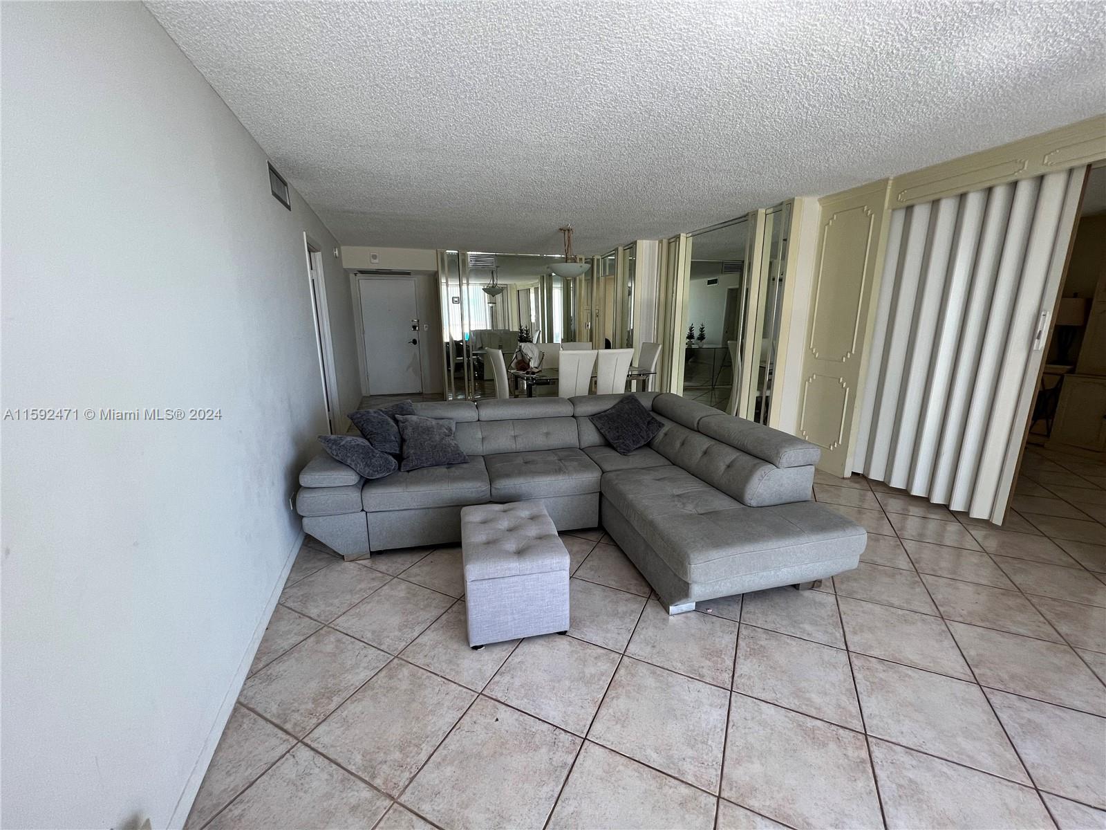 6039 Collins Ave #1034, Miami Beach, Florida image 4