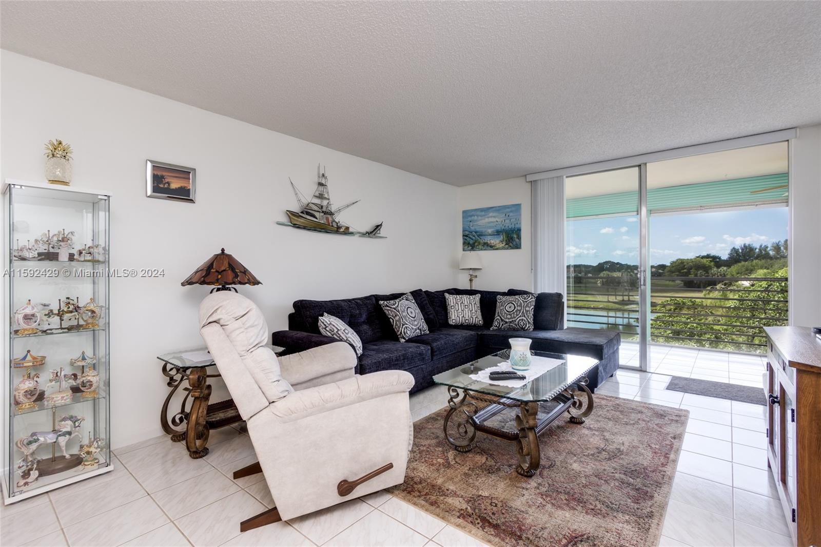 3231 Holiday Springs Blvd #409, Margate, Florida image 11