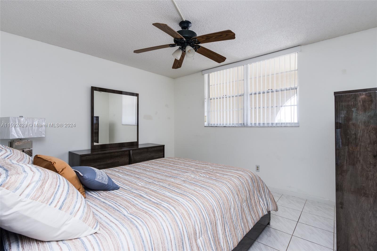 3231 Holiday Springs Blvd #409, Margate, Florida image 18