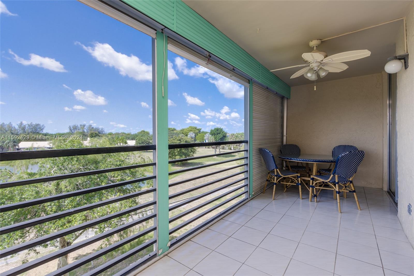 3231 Holiday Springs Blvd #409, Margate, Florida image 22