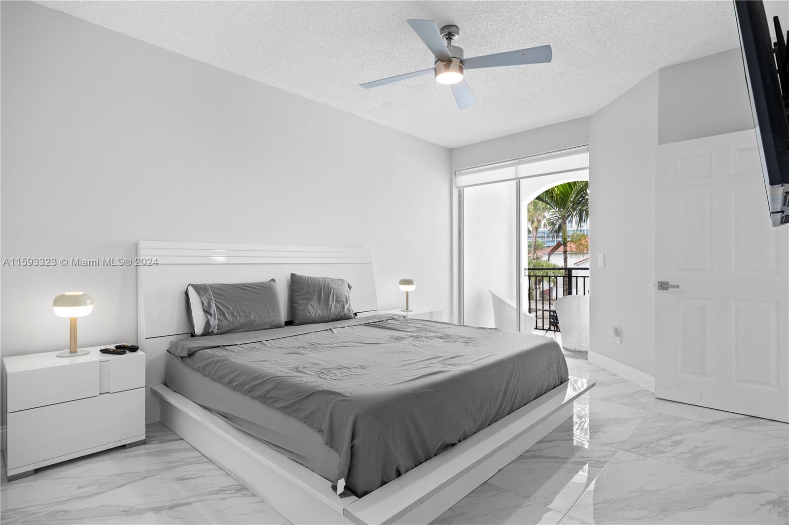 Listing Photo 11