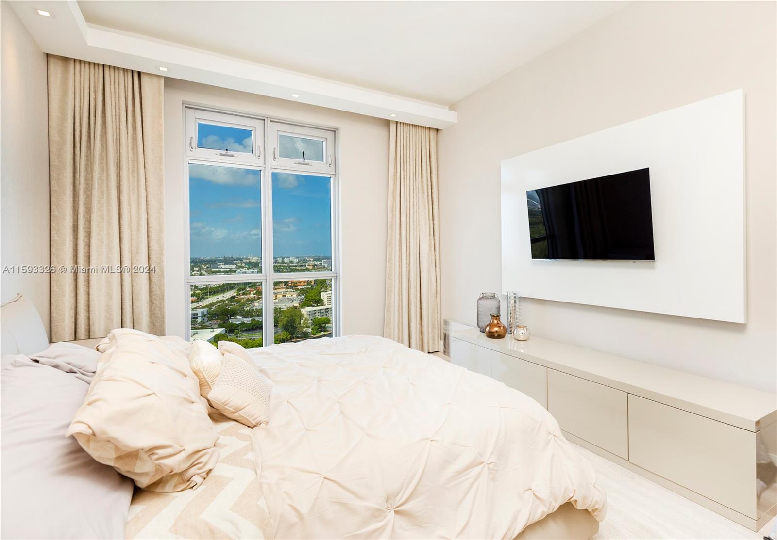 17301 Biscayne Blvd #L-PH-10, North Miami Beach, Florida image 10