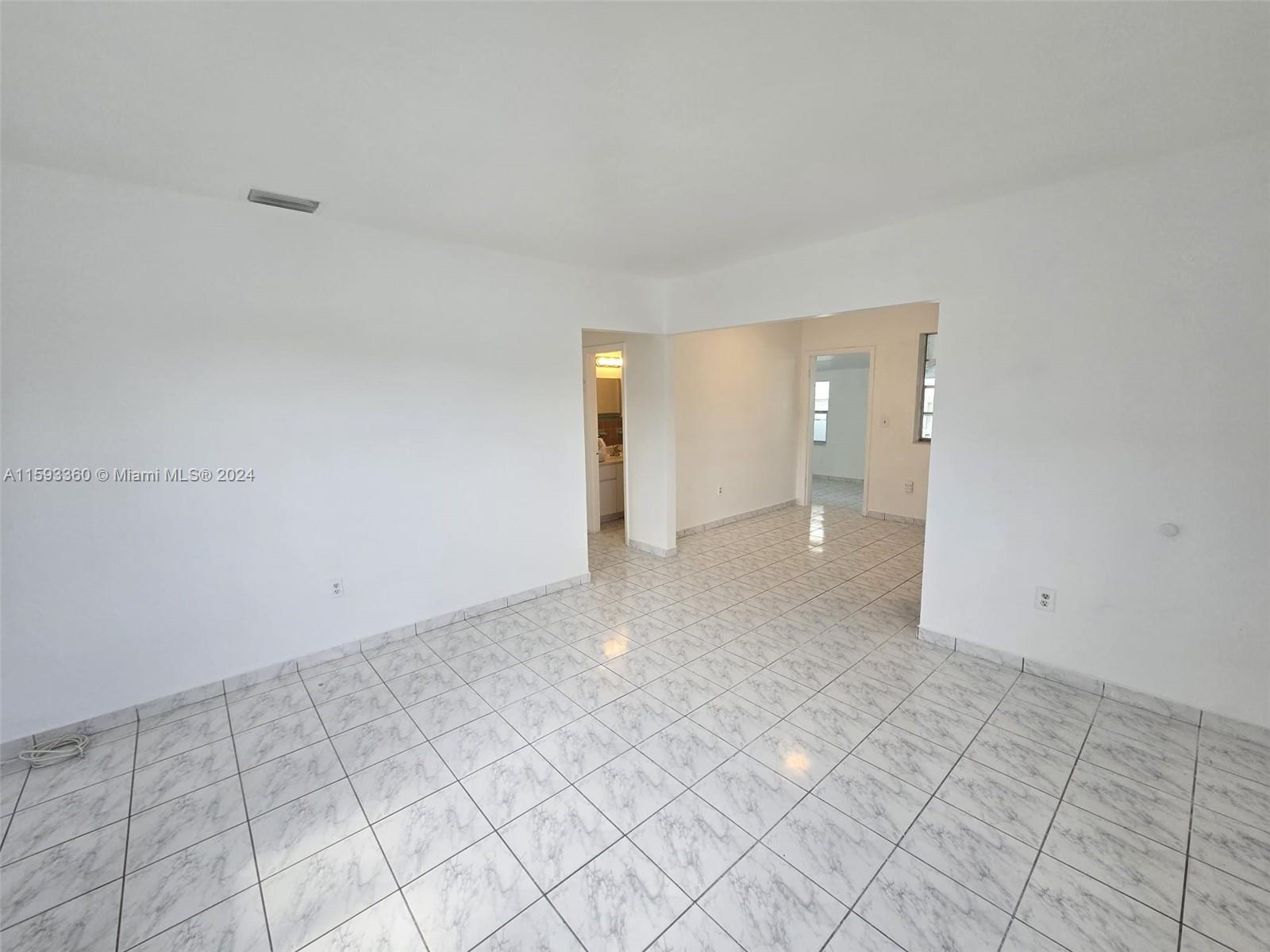 880 NW 26th Ave, Miami, Florida image 15