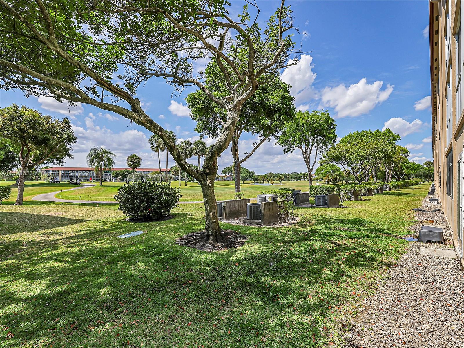 850 SW 133rd Ter #312B, Pembroke Pines, Florida image 21