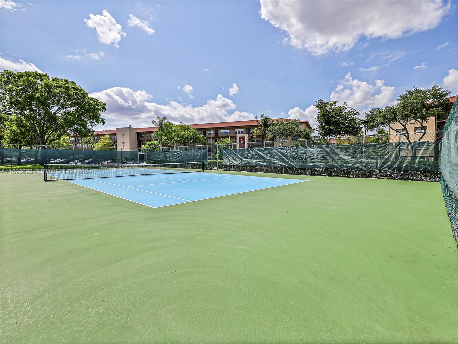 850 SW 133rd Ter #312B, Pembroke Pines, Florida image 25