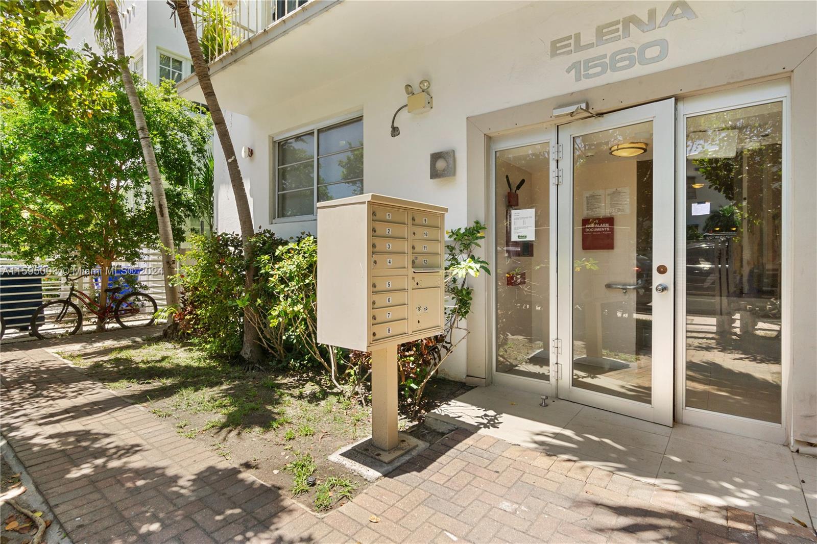 Great investment opportunity in Miami Beach! The flat is well divided and features wood ceramic floor all over, Italian style kitchen with stainless steel appliances, glass shower, washer and dryer. Wi-Fi included in the Monthly Maintenance. Elena condo is one of the best options to enjoy south beach with all the comforts and needs of a home, do not miss the opportunity to own it! Location is great, steps from Lincoln Rd mall and just a few blocks from the beaches.
The apartment has been just rented August 1st for 1 year at $1750/mo, 24h in advance notice for showings is required. Showings allowed on Mo-Wed-Fri btw 11am and 1pm.
Financing acceptable with min 50% down payment.