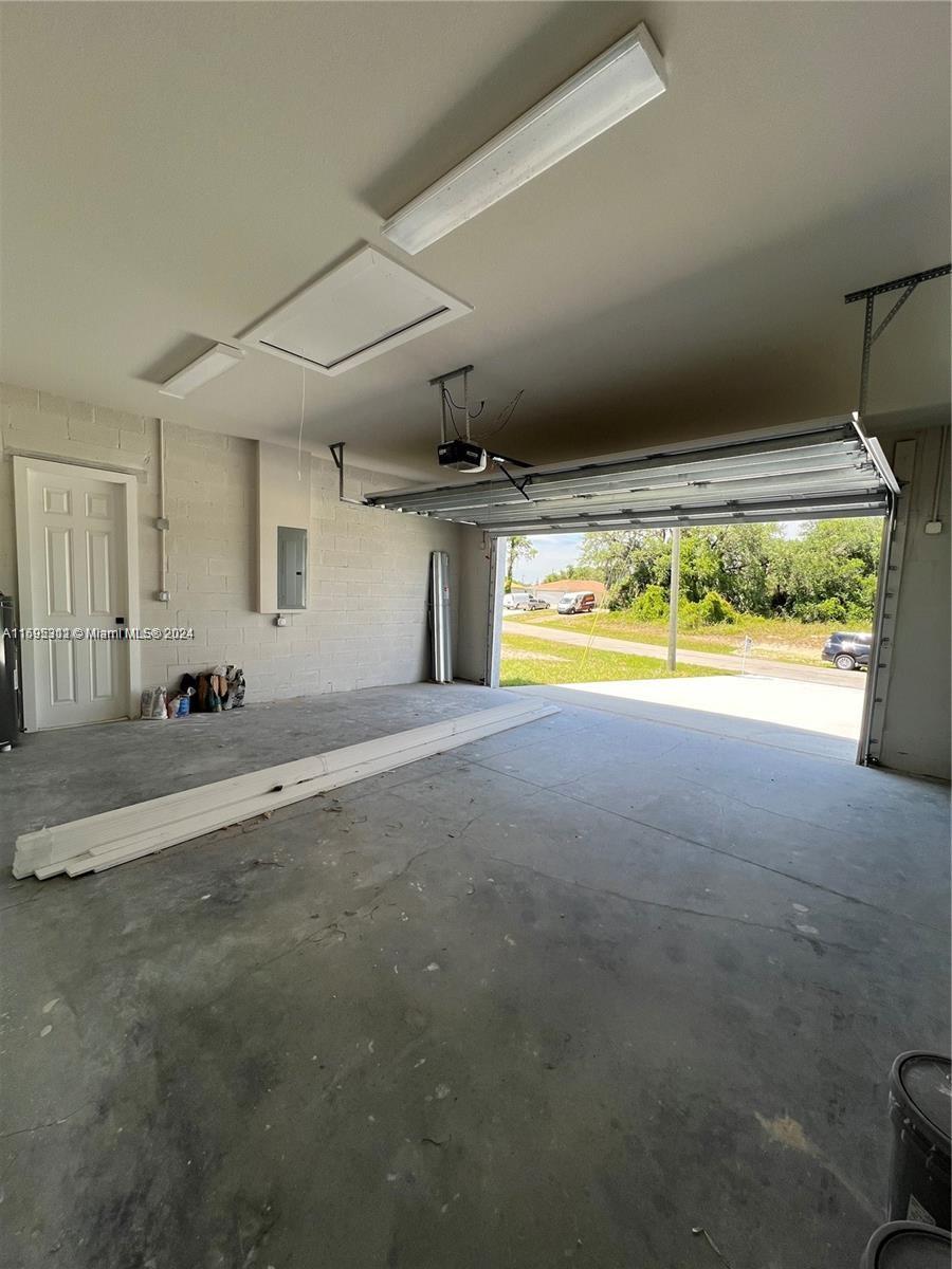 1111 W Leader Ct, La Belle, Florida image 39