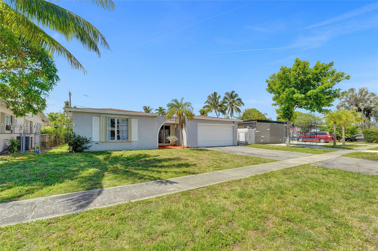 8440 NW 21st St, Sunrise, Florida image 3