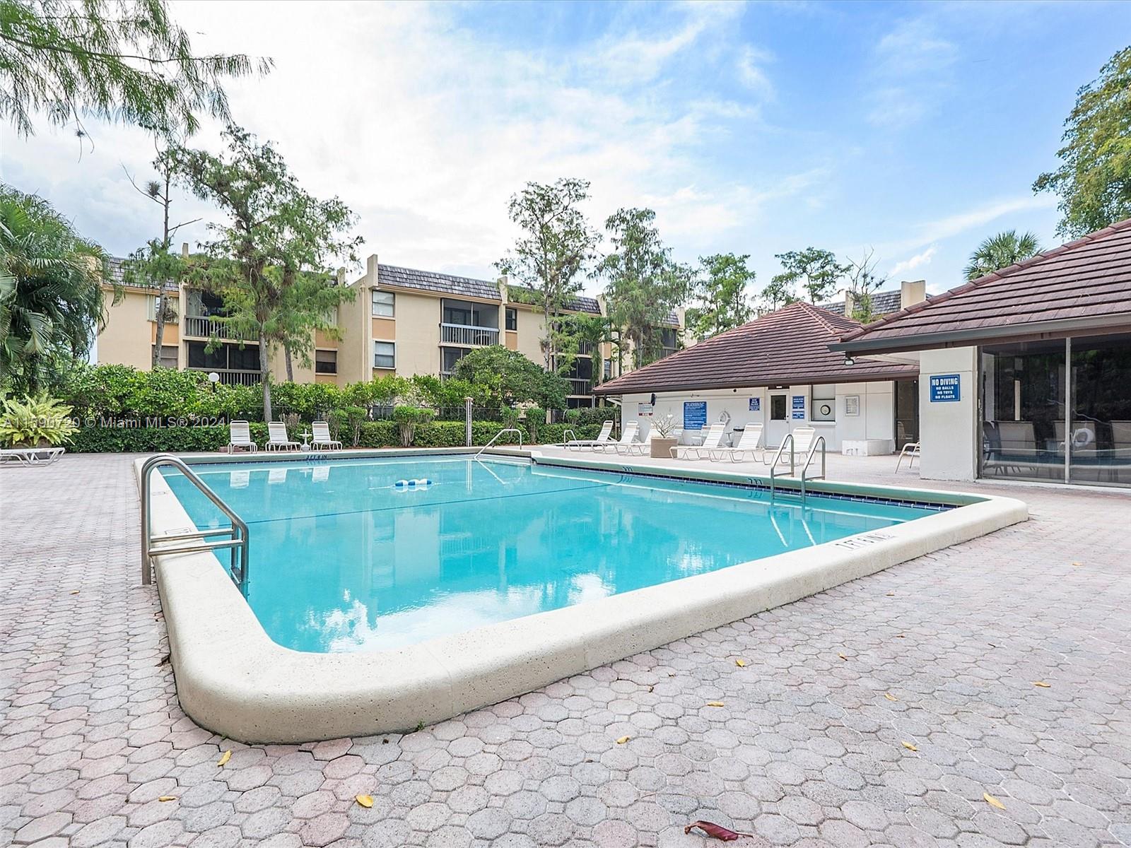 8411 Forest Hills Dr #307, Coral Springs, Florida image 22