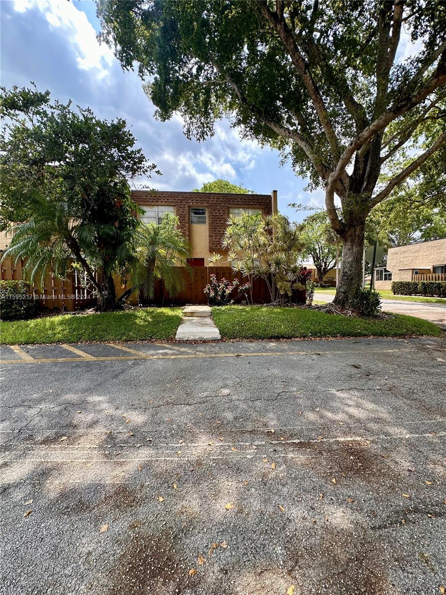 3671 NW 95th Ter #1403, Sunrise, Florida image 2