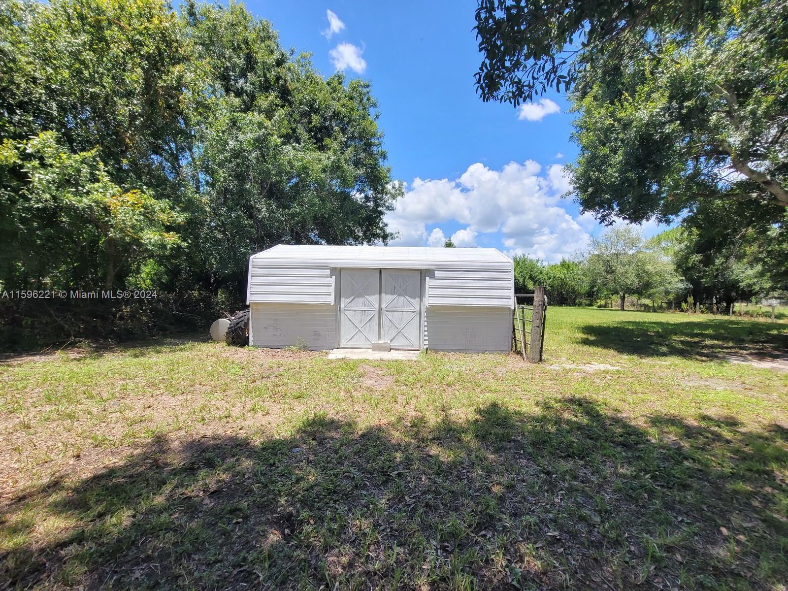 5867 NW 30th Street, Okeechobee, Florida image 9